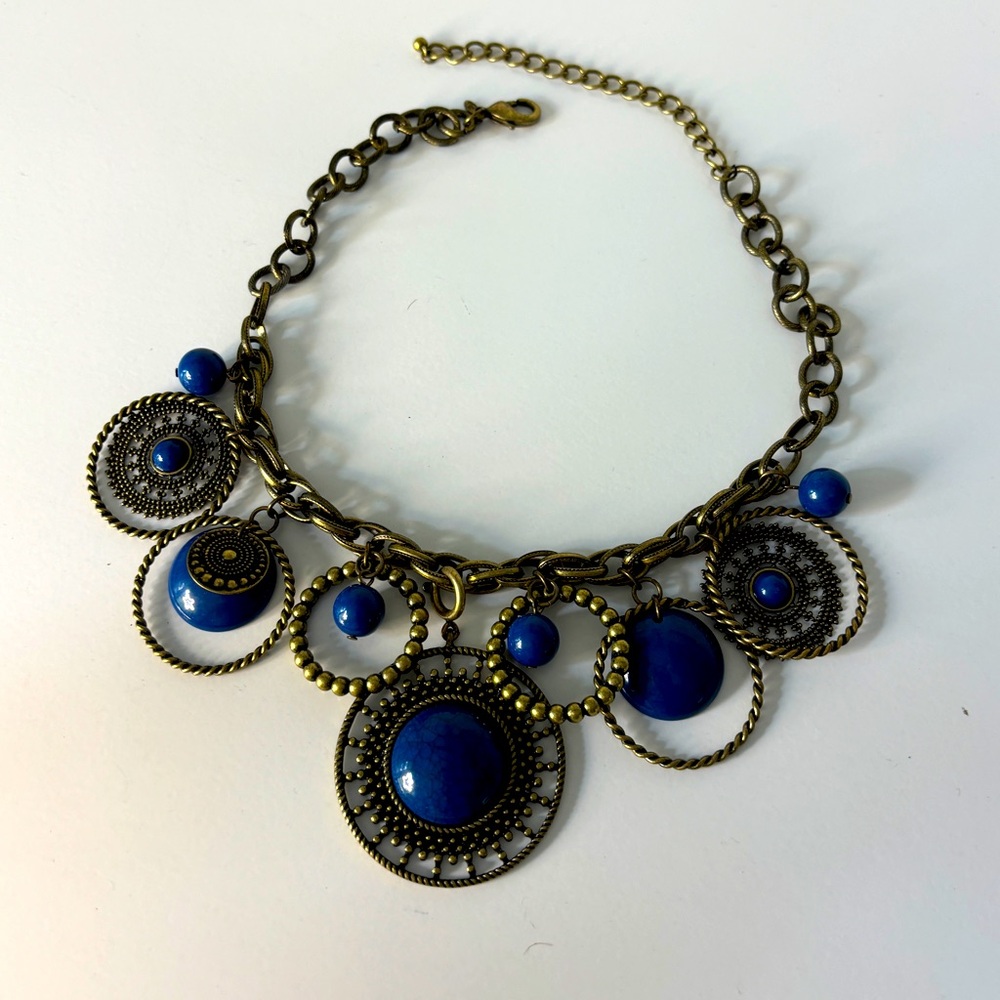 NWOT Premier Designs Gold and Blue Necklace